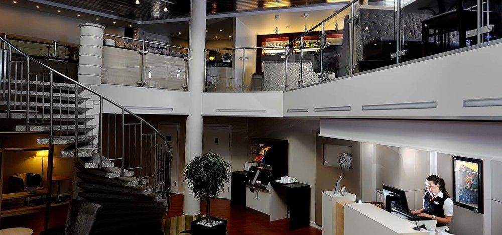 Good Morning Arlanda Hotel Bagian luar foto